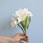 Haste Astromélia 6 Flores Em Plástico Brilliance 60cm Branca