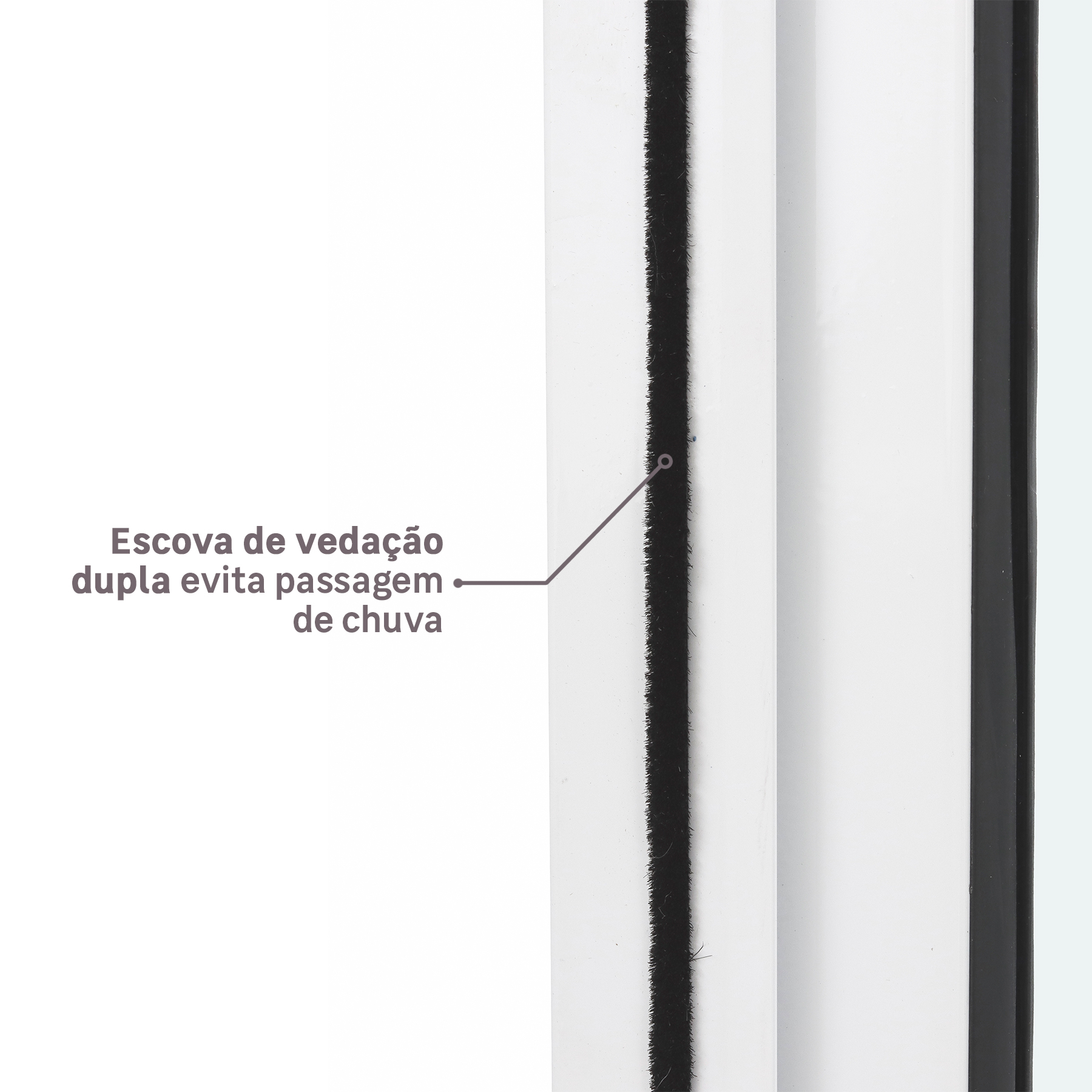 Janela de Correr em Alumínio Vivace Isoxa: Escova de vedação dupla evita passagem de chuva