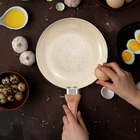 Jogo Com 2 Frigideiras Antiaderentes De Ceramica E Aluminio B