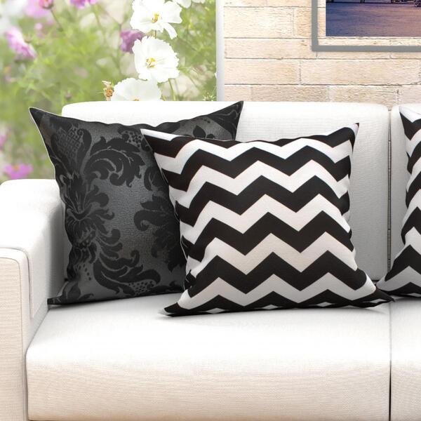 Jogo De Almofada Preta Chevron 2 Unidades 60cm X 60cm Com Ref