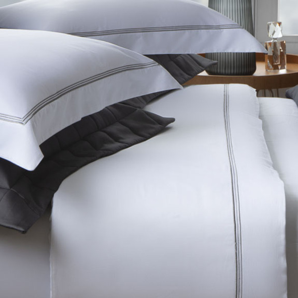 Jogo De Cama Monaco Kacyumara 300 Fios Branco / Cinza - Casal