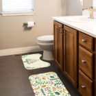 Jogo Tapetes De Natal Para Banheiro 2 Peças Folhas Natalinas