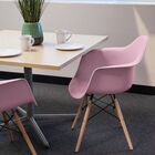 Kit 02 Cadeiras Decorativa Eiffel Melbourne F03 Rosa Com Pés