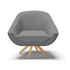 Kit 02 Poltronas Giratória Giovana Veludo Luxo Base De Madeir