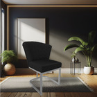 Kit 02 Poltronas Vitória Veludo Preto Matelassê Base Metálica