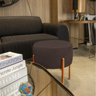 Kit 02 Puffs Iron Suede Marrom Base Metálica Cobre