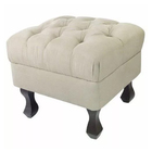 Kit 02 Puffs Retrô Luiz Xv Capitonê Para Sala E Quarto Suede