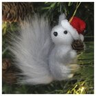 Kit 12 Enfeite Pendente Natalino Esquilo Com Gorro De Natal 1