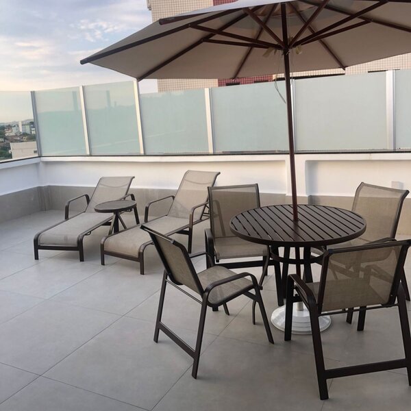 Kit 1 Mesa Alumínio 4 Cadeiras 2 Espreguiçadeiras E 1 Mesa La