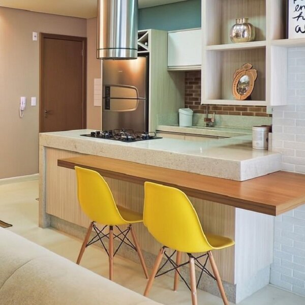 Kit 2 Cadeiras Eiffel Pp Base Madeira Amarelo