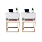 Kit 2 Mesas De Cabeceira Off White C/ Base Dourada Moderno