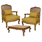 Kit 2 Poltronas Clássica King Com Tela + Mesa Centro Verniz I