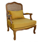 Kit 2 Poltronas Clássica King Com Tela + Mesa Centro Verniz I