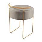 Kit 2 Puffs Redondo Ivar Em Linho E Base Metal Dourado Agarb