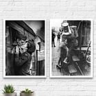 Kit 2 Quadros Amor Em Tempos De Guerra 45x34cm - Com Vidro Mo