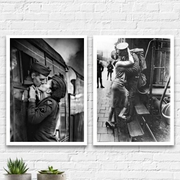 Kit 2 Quadros Amor Em Tempos De Guerra 45x34cm - Com Vidro Mo