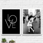 Kit 2 Quadros Love Beijo Segunda Guerra 45x34cm - Com Vidro M