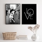 Kit 2 Quadros Love Beijo Segunda Guerra 45x34cm Moldura:madei