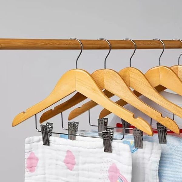 Kit 3 Cabides De Madeira Com Presilhas E Gancho De Metal