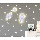 Kit 3 Luminosos Decorativos  Estrela + Planeta + Astronauta B