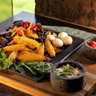 Kit 3 Prato Com 04 Molheiras Pedra Sabão E Suporte G 25x25cm