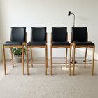 Kit 4 Banqueta Aura Alta Madeira Maciça E Courino Preto Desig