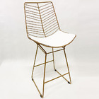 Kit 4 Banquetas Média Para Balcão Bertoia Retrô Cor Dourado F