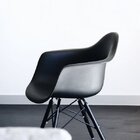Kit 4 Cadeiras Polipropileno Eames Arm Dsw Empório  Preto