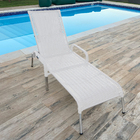 Kit 4 Espreguiçadeiras Madrid Com 2 Mesas P/ Piscina Branco