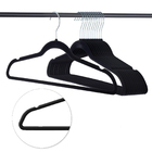 Kit 50 Cabides De Veludo Ultra Fino Antideslizante Preto