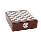 Kit Acessórios Para Vinho 5 Peças Com Jogo De Xadrez