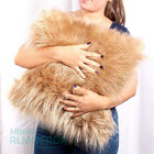 Kit Capa Almofada Pêlo Longo Alto Pelúcia Bege 4 Unidades 45c