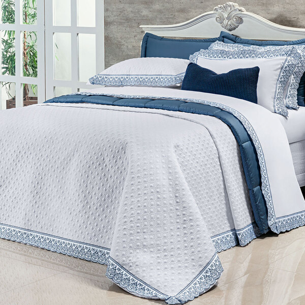 Kit Cobre Leito Lácio Super King Branco / Azul 400 Fios Egípc