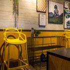 Kit Com 2 Banquetas Aviv Feita Em Polipropileno Fratini