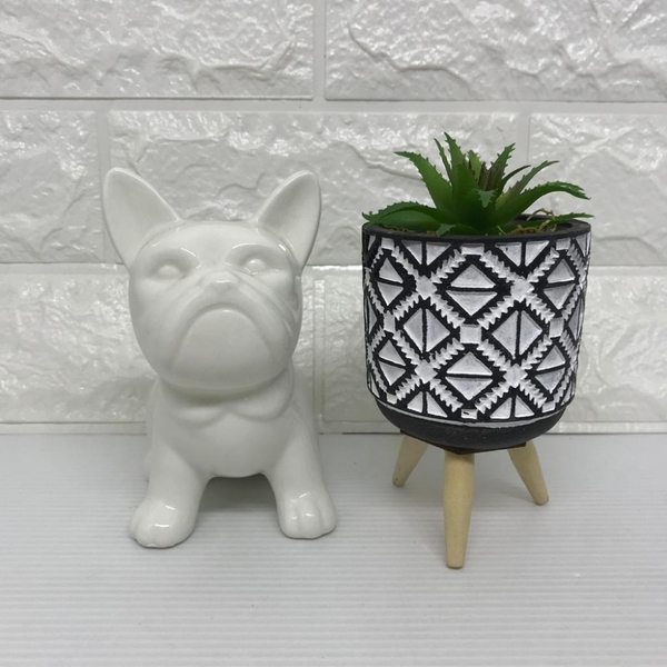 Kit Com Vaso Mosaico Com Tripé E Buldogue Branco