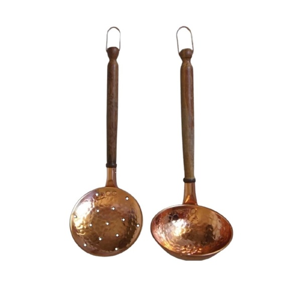 Kit Concha E Escumadeira Em Cobre E Cabo De Madeira M
