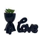 Kit Decorativo Palavra Love E Bob Na Cor Preta Com Suculenta