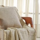 Kit Manta E Almofada Decorativa Para Sofá Waffle 100% Algodão