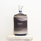 Kit Oceano = 1 Bomba Momo para galão Branco Bom-dia + 1 Capa