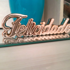 Kit Palavra Felicidade Cerâmica Rosé Com Bandeja Espelhada