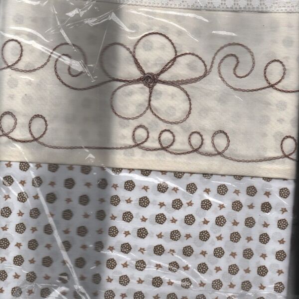 Kit Par De Fronhas Luxo Bordada Modelo: 2