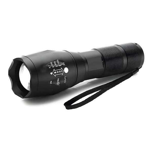 Lanterna Militar À Prova D'água X900 Profissional Compacta Re