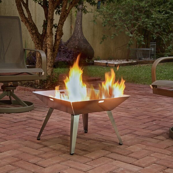 Lareira Externa Pira Tocheiro Quadrada- Pés 250mm Em Inox