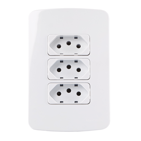 Linha B3 Conj 4×2 Tomada Tripla 2p+t 10a 250v 19452