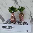 Livro De Papelão Decorativo E Dois Mini Vasos De Cerâmica