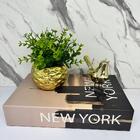 Livro Decorativo New York + Pássaro Dourado + Vaso Cerâmico
