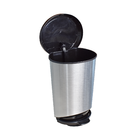 Lixeira 10L Plástico Pedal Inox e Preto Arqplast