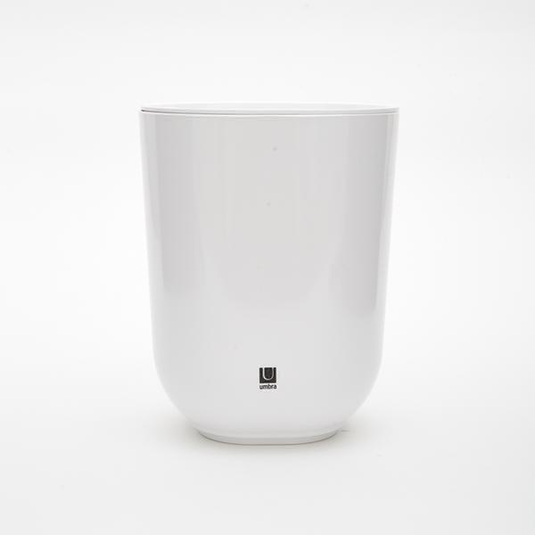 Lixeira com tampa basculante Umbra branca 5 litros