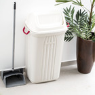 Lixeira Externa Plástico Cinza 92x38x52cm Basculante