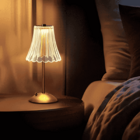 Luminária De Mesa Abajur Saia De Seda Dourada 30cm Led 3w 3 E